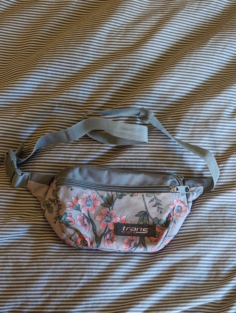 Jansport Floral Pink Gray Crossbody/Fanny Pack